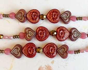 Heart Czech Glass Mix, 7 Inch Strand of Assorted Table Cut Czech Glass Beads in Pink Color Tones