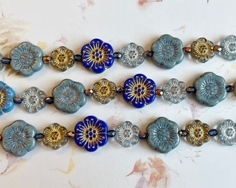 Anemone Blue Gardens Czech Glass Bead Mix, 7 Inch Strand of Assorted Sizes, Table Cut Czech Glass Flower Beads in Blue Tones