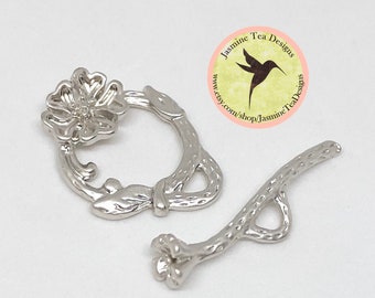 White Rhodium Flower Toggle Clasp Set,  20mm Toggle Set