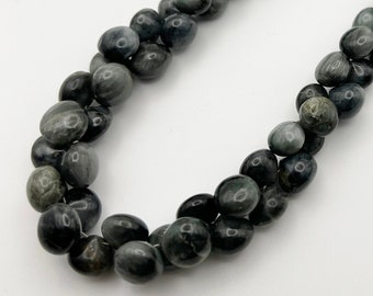 Chrysoberyl Cat's Eye, Faceted Onion Stones, Graduated Strand From 6 to 10mm Stones, Top Drilled, 57 Stone Strand