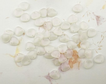 Rose Petals, 8x7mm, Opalescent Crystal, 50 Beads Per Strand