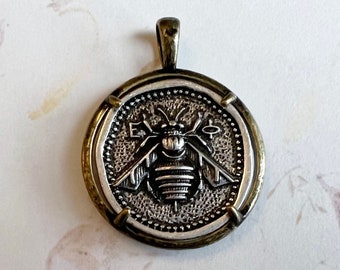 Bumble Bee Reproduction Pendant, Queen Bee, Honey Bee, Worn Silver Plated Brass, Round Bee Pendant with Antique Brass Prong Bezel, 28mm