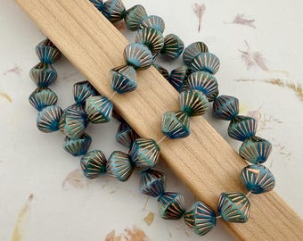 Czech Beads / Buttons