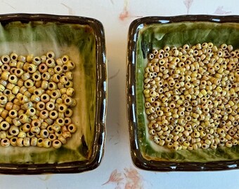 Canary Yellow Matte Picasso Miyuki Size 6 and Size 8 Seed Beads, Round Picasso Seed Beads, Color 4512