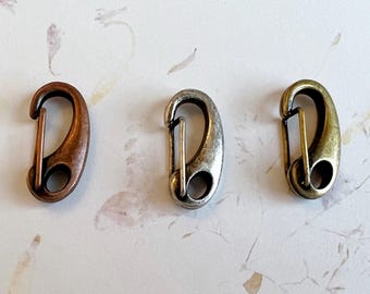 Findings / Chain / Charm