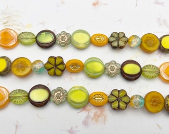 Citrus Bead Strand Mix, 7 Inch Strand of Assorted Sizes, Table Cut Czech Glass, Beads in Citrus Tones, 10 Different Styles