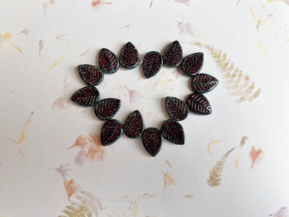 Dogwood Leaves, 12x16mm, Black with Picasso Finish and Red Wash, Dogwood Leaf Beads, 15 Leaves Per Strand