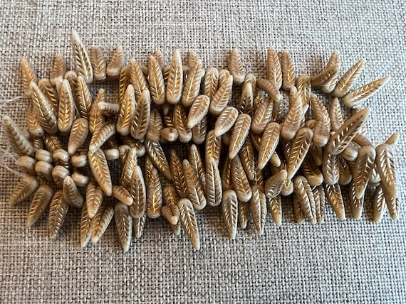 Bird Feather Beads, 17x5mm, Beige Gold, 25 Beads per Strand, Pressed Czech Glass Feather Beads, Top Drill, Single Hole