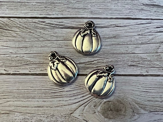 Harvest Pumpkin Charms, Pewter Pumpkins, Silver Pumpkins, Tierra Cast Pumpkins, Made In The USA