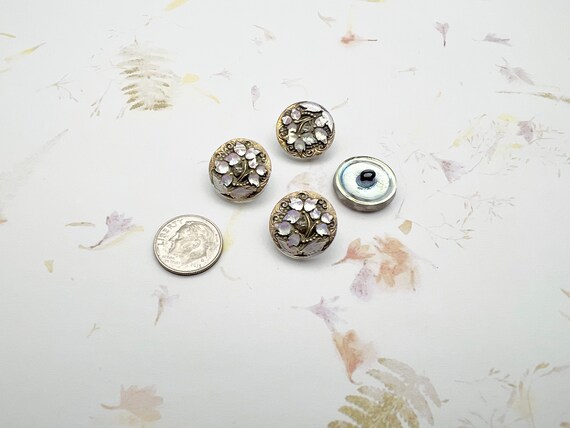 Lacy Flower, 18mm Round Button, Iridescent AB Finish and Antique Gold and Silver, Shank Button, Czech Glass Button