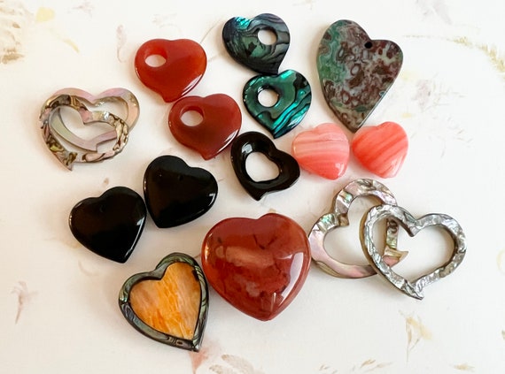 A Great Collection of Assorted Stones and Shells, Hearts Paired, Hearts as Focal, 16 Pieces Total