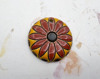 Brown Eyed Susan Flower Stoneware Pendant Bead, 30mm Pendant Bead, Hand Crafted Design with a Brown Eyed Susan Bloom