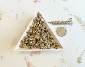 Drop Beads / Magatama