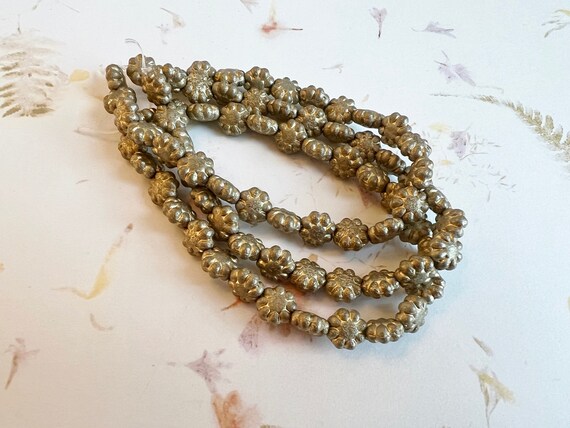 Catus Flower Beads, Czech Glass Pressed Beads, 9mm, Gold with Etched Finish, 25 Beads Per Strand