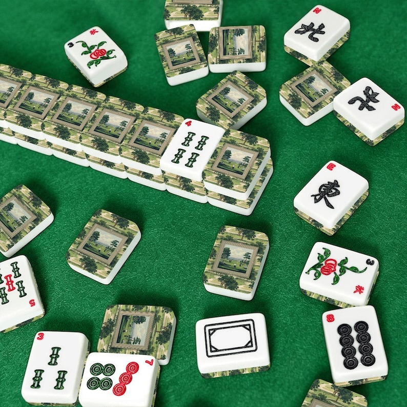 Golf Theme Mahjong Tile Set 166 Pieces, Hand Painted Mahjong Tiles, American Mahjong Game Set, Unique Golfer Gift Hand Carved bild 7