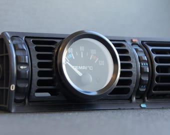 Soporte para indicador de 52 mm en la rejilla de ventilación central del BMW E34 / Soporte para salpicadero impreso en 3D