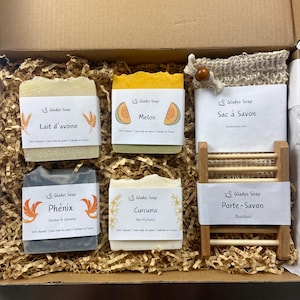 VENUS - Premium Gift Box | 4 Handcrafted Bars + Bamboo Dish + Zero Waste Bag | Gift for Women |  Personalized THANK YOU card Upon Request