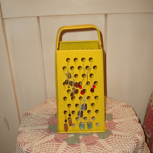 Yellow Painted Distressed Vintage Metal Grater Earring Holder / Luminary /  Jewelry Display / Beach Decor / Home Decor / Bedroom Decor