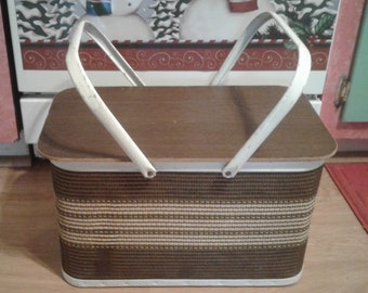 Vintage Wood & Metal Redmon Picnic Basket--(17 1/4