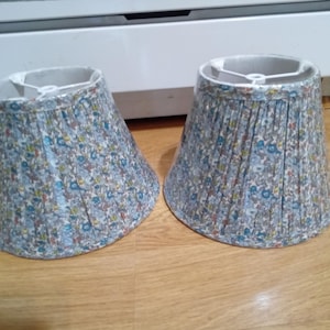 2 Round Blue Floral Pleated Fabric 6 1/2&quot; Tall Lampshades