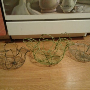 Your Choice of Color--Vintage Metal Hen or Chicken Egg Baskets