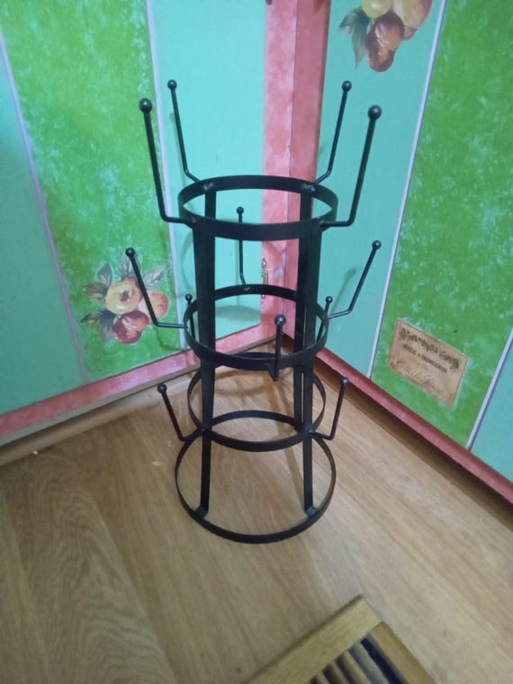 Round Black Metal Bottle Tree--(18 1/2" Tall)