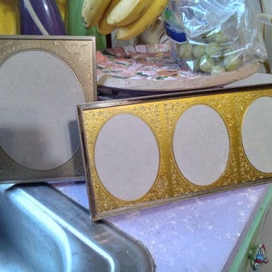 2 Gold Metal Oval Picture Frames