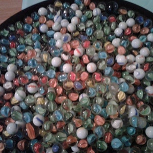 Vintage Assorted Colorful Glass Marbles / Toys and Games / Collectors Item / Cats Eye Marbles / Kids Games / Home Decoration
