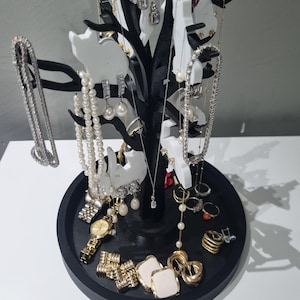 Cat Jewelry Stand