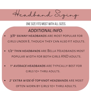 Puede incluir: Un gr&aacute;fico rosa y blanco con el texto "Headband Sizing" y "One size fits most with all sizes."  Se proporciona informaci&oacute;n adicional sobre los tama&ntilde;os de diadema, incluyendo diademas delgadas de 3/8 pulgadas, diademas delgadas de 1/2 pulgadas, diademas promedio de 1 pulgada y diademas extra anchas de 2 pulgadas.