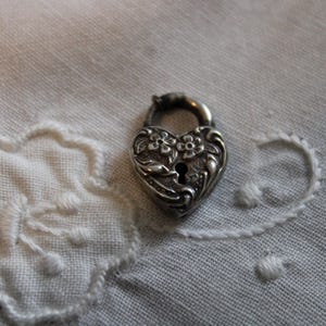Vintage Sterling Silver Walter Lampl Repousse Flowers and Swooshes Puffed Heart Padlock Clasp Charm