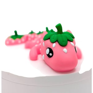3D Printed Articulated Strawberry Dragon: Sensory Fidget Toy