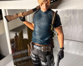 Resident Evil 4 remake Leon S Kennedy Figure 3D printed