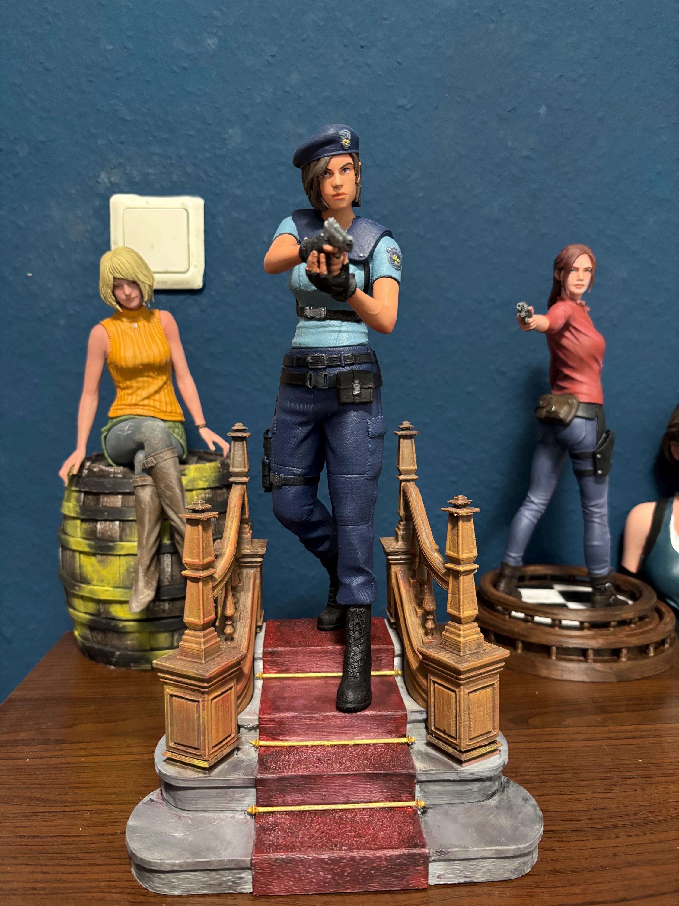 Jill valentine figure - Etsy 日本