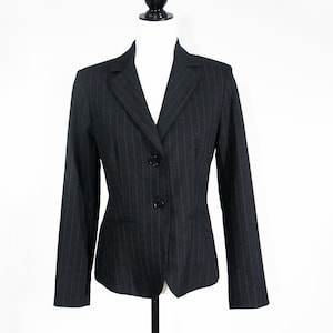 Teenflo charcoal pinstripe blazer for women with pockets, Fitted shape