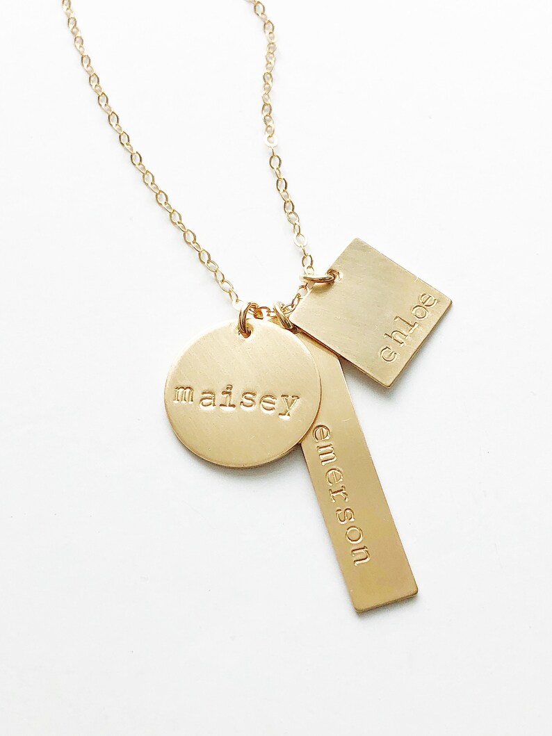 mom of three necklace