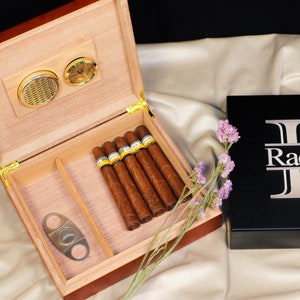 Scatola per sigari da matrimonio, regalo di San Valentino, scatola per sigari incisa, regali per lo sposo, festa di nozze, sigaro in legno, humidor personalizzato