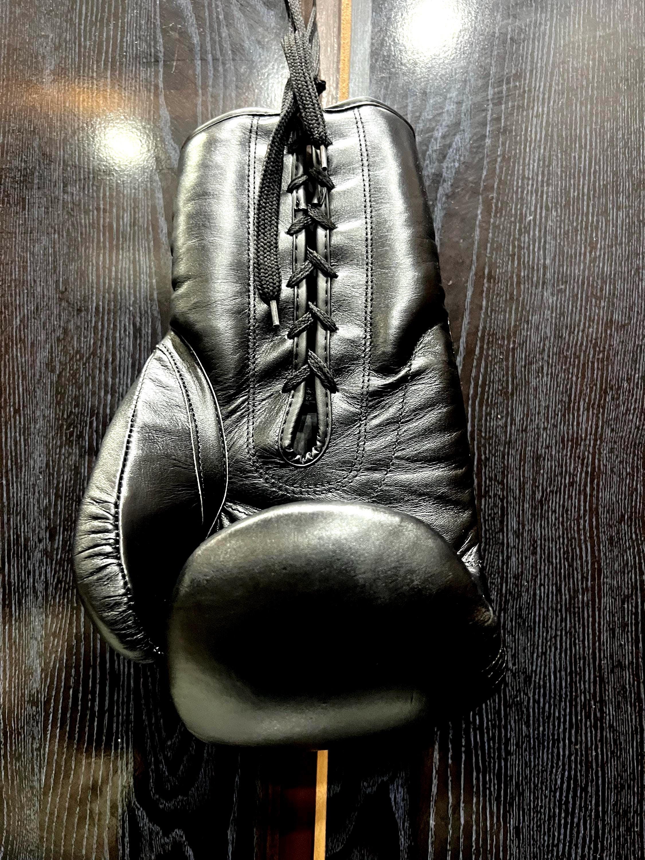 Custom Boxing Custom Boxing Gloves - Personalized MMA, Muay Thai & Kickboxing ...
