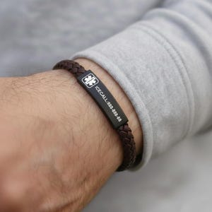 Personalisiertes medizinisches Armband, Personalisiertes Medizinisches Alarmarmband, Personalisiertes Medizinisches Lederarmband, Geschenk für Papa Ihn