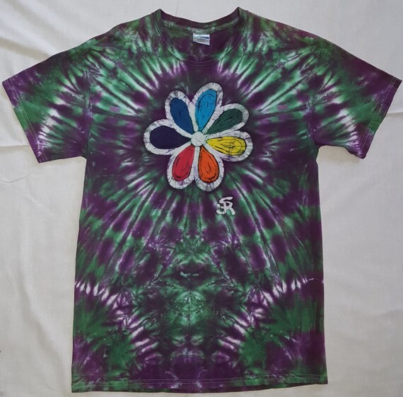 Let It Be Daisy Flower Rainbow T-Shirt Let It Be Daisy Flower Rainbow T-Shirt