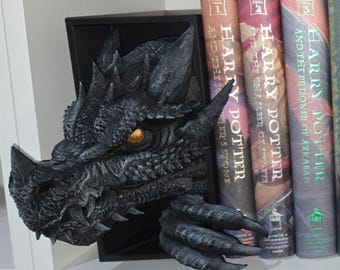 3D Printed Dragon Book Nook – Fantasy Shelf Decor