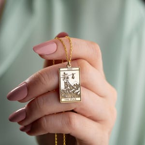 14K gouden tarotketting, aangepast verjaardagscadeau, tarotkaarthanger, zon, justitie, goochelaarhanger, spirituele sieraden, cadeau beste vriend