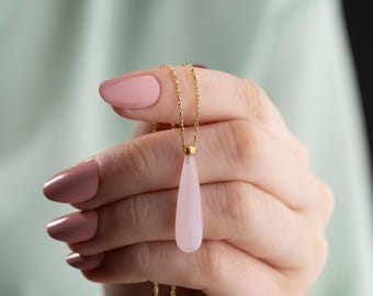Rose Quartz Teardrop Pendant Necklace, Minimalist Gold Necklace for Women, Teardrop Pendant, Pink Rose Quartz Jewelry, Handmade Boho Pendant