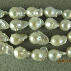 ONE BAROQUE Pearl WHITE, Luxe Pear Shape with Round Belly, Thick Nacre, env. 13-15X15-19mm, One Pearl, P083 image 1