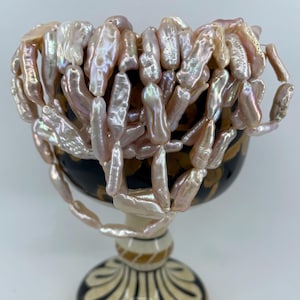 Freshwater Stick BIWA Pearls, Pink Lavender, Approximately 15-20 mm, Vertical Drill Top to Bottom, 10 or 20 Pearls, P025