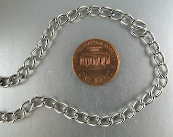 Curb Chain, Antique Silver Finish, Large Curb Chain, Trinity Brass, 4.5x7 mm, 36 inches, CH22
