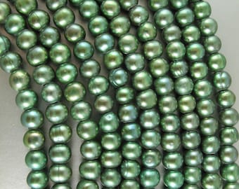 Large Hole Potato, BRIGHT GREEN 8mm, Drilled 2.5mm Hole,12 Pearls, For 2.25mm Leather Cord or Silk Ribbon (P079)