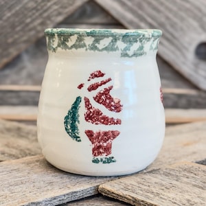 Vintage Sponge Pottery Weihnachtsmann und Herzen Steinzeug Tontopf, 3,75 &quot;H x 3,5&quot; B