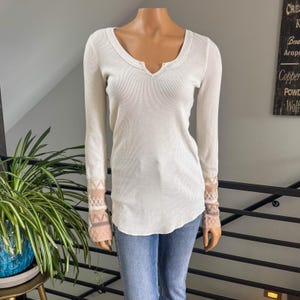 Free People We The Free Kyoto Kombucha Cuff Thermal Top Ivory Waffle Knit Large Bild 1