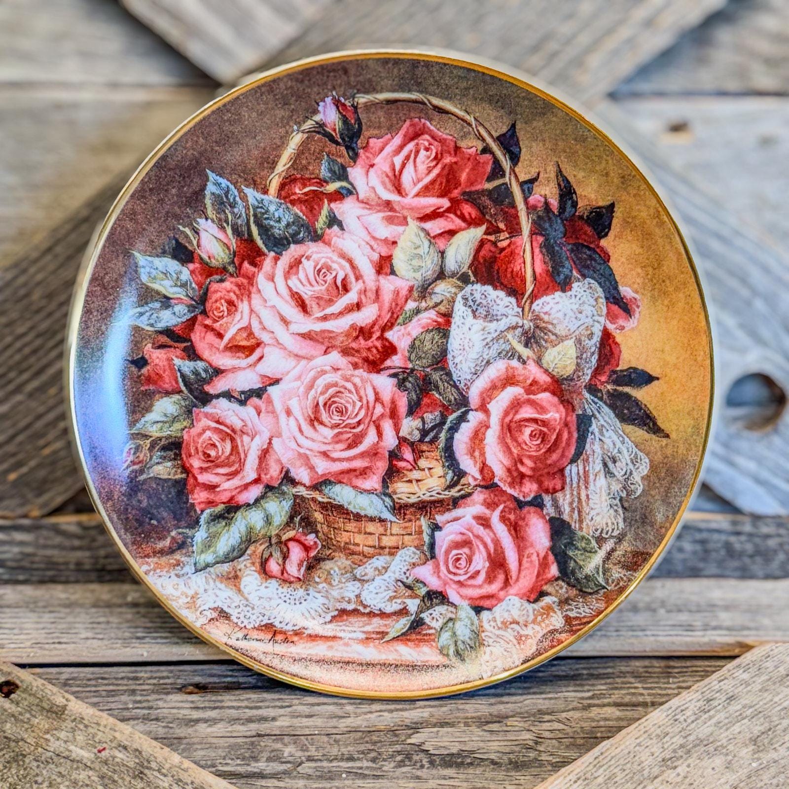 Jolie petite assiette du prince Rainier de Monaco et Grace Kelly | Vinted